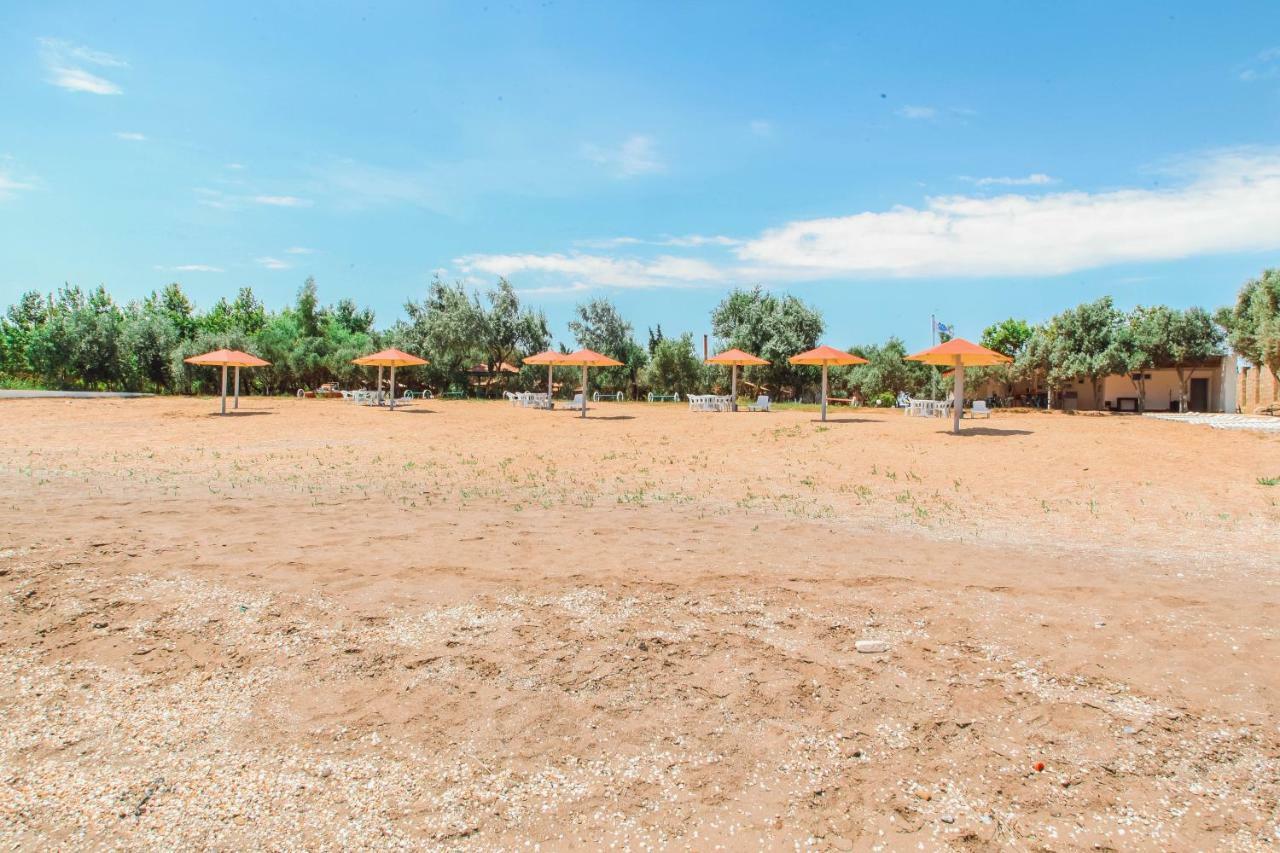 Mavi Dalga Beach Hotel Lokbatan Ngoại thất bức ảnh
