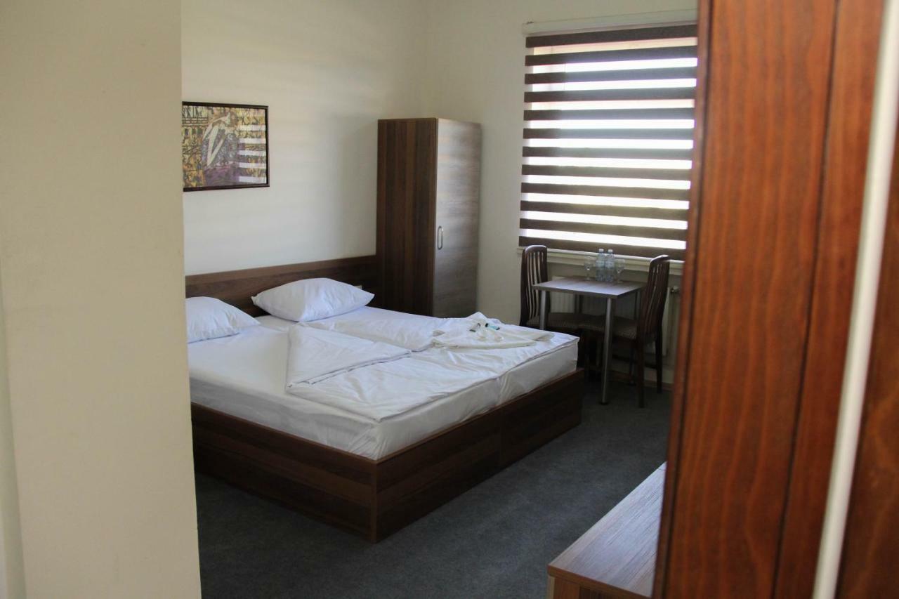 Mavi Dalga Beach Hotel Lokbatan Ngoại thất bức ảnh