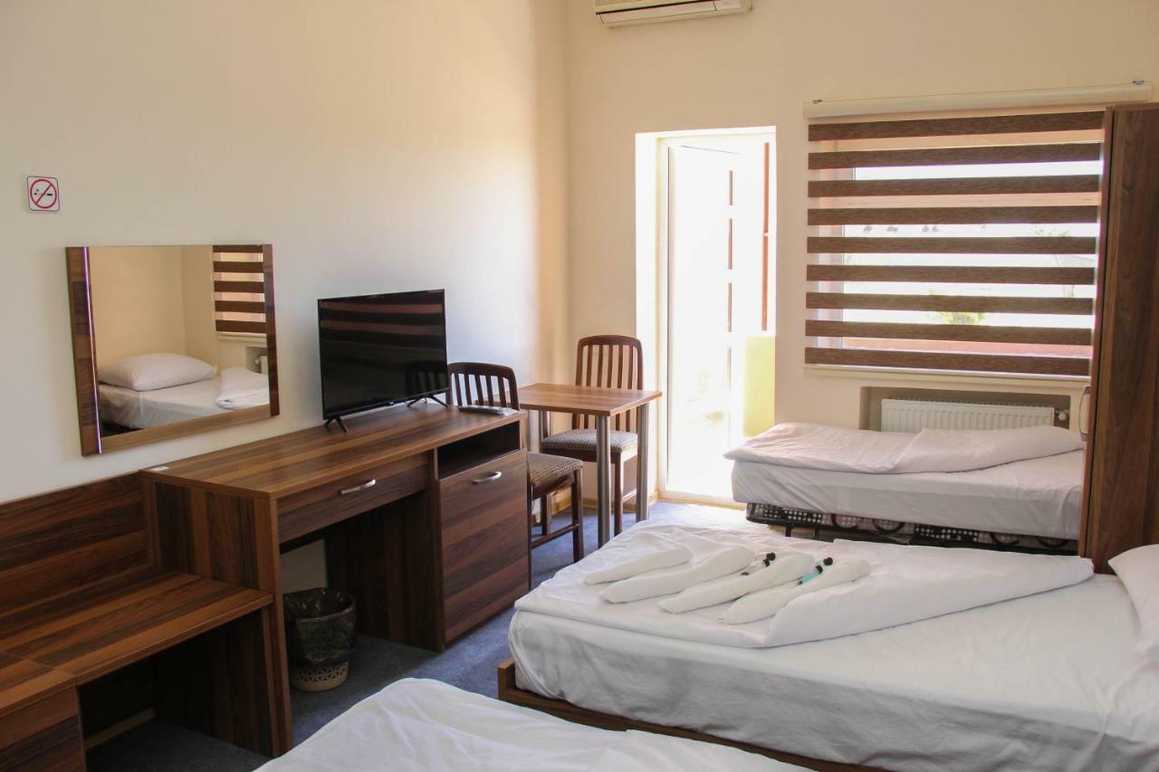 Mavi Dalga Beach Hotel Lokbatan Ngoại thất bức ảnh